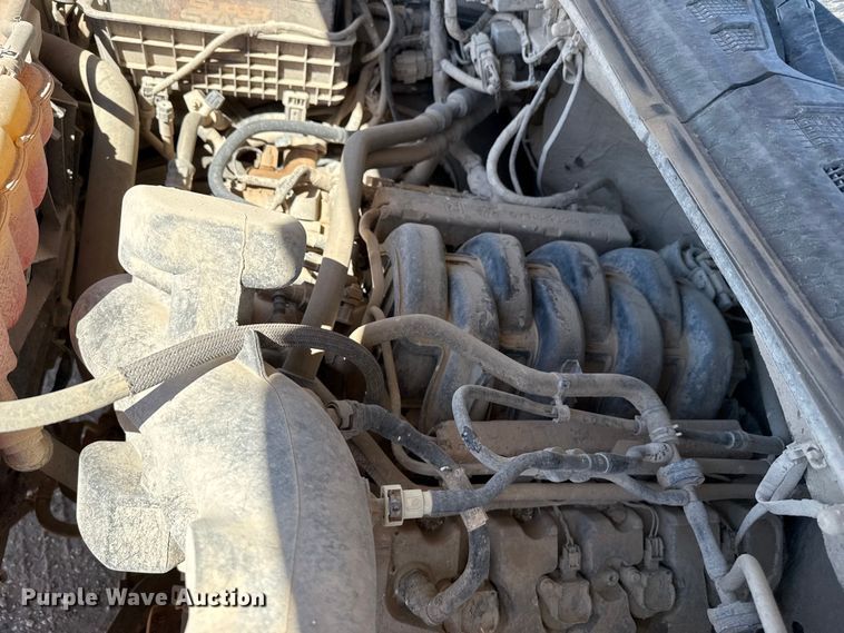 image for item DZ5390 2016 Ford F150 Ext. Cab pickup truck