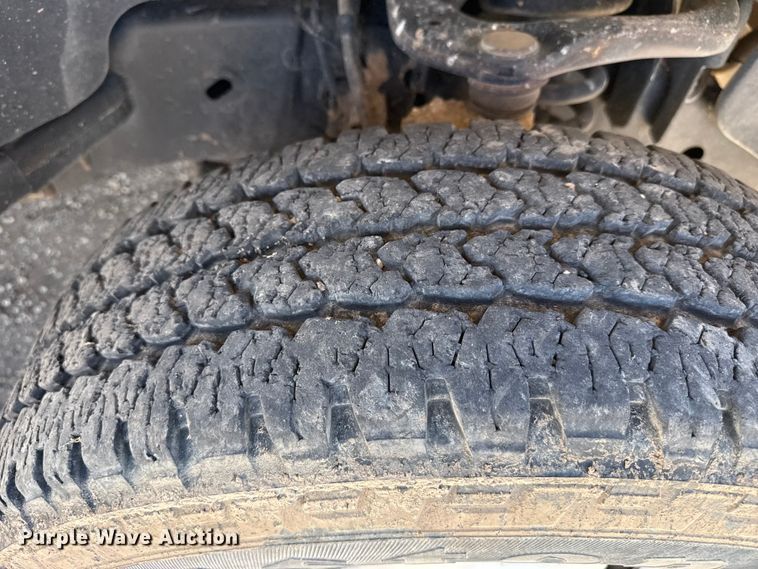 image for item DZ5390 2016 Ford F150 Ext. Cab pickup truck