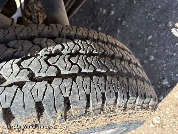 image for item DZ5390 2016 Ford F150 Ext. Cab pickup truck