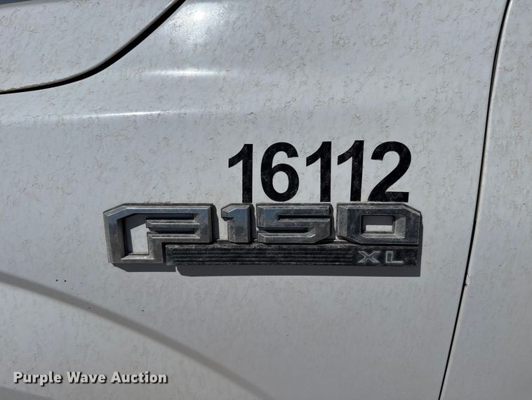 image for item DZ5390 2016 Ford F150 Ext. Cab pickup truck