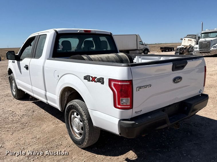 image for item DZ5391 2016 Ford F150 Ext. Cab pickup truck