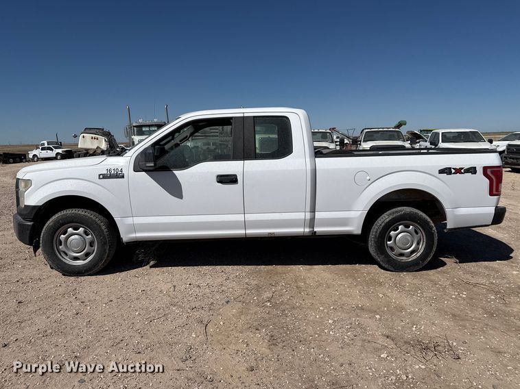 image for item DZ5391 2016 Ford F150 Ext. Cab pickup truck