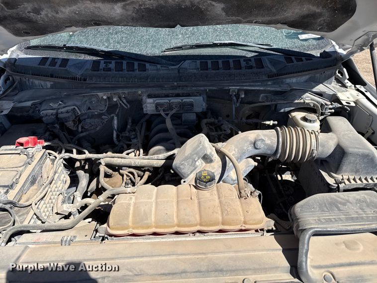 image for item DZ5391 2016 Ford F150 Ext. Cab pickup truck