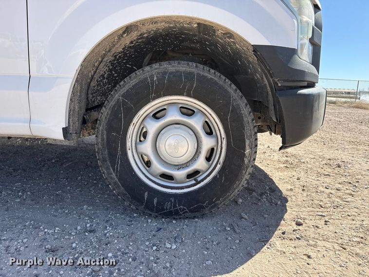 image for item DZ5391 2016 Ford F150 Ext. Cab pickup truck