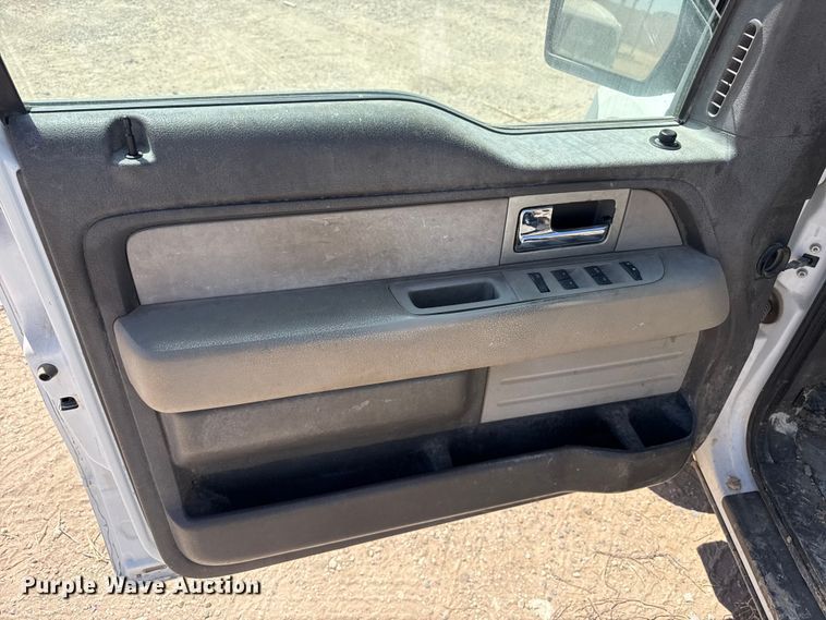 image for item DZ5393 2010 Ford F150 pickup truck