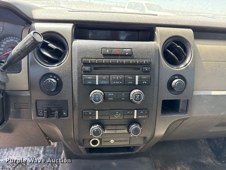 image for item DZ5393 2010 Ford F150 pickup truck