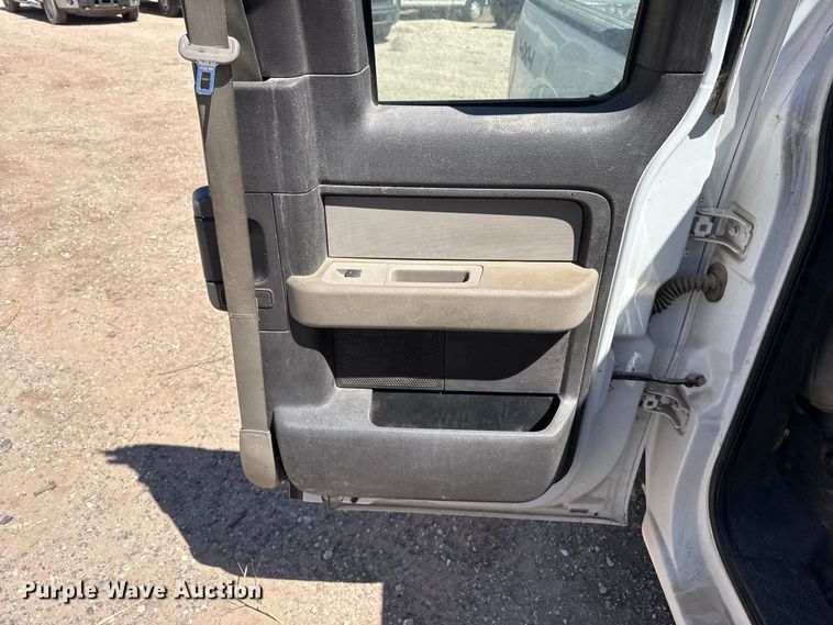 image for item DZ5393 2010 Ford F150 pickup truck