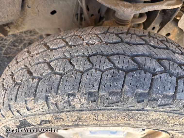 image for item DZ5393 2010 Ford F150 pickup truck