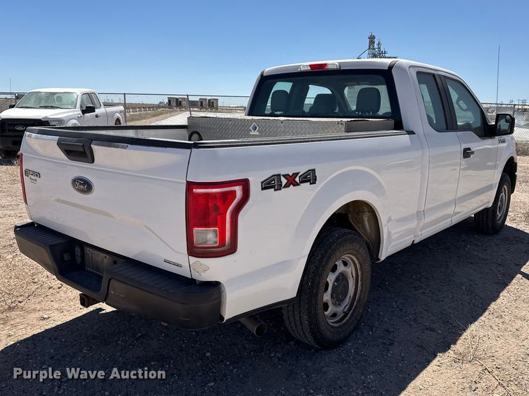 image for item DZ5394 2016 Ford F150 Ext. Cab pickup truck