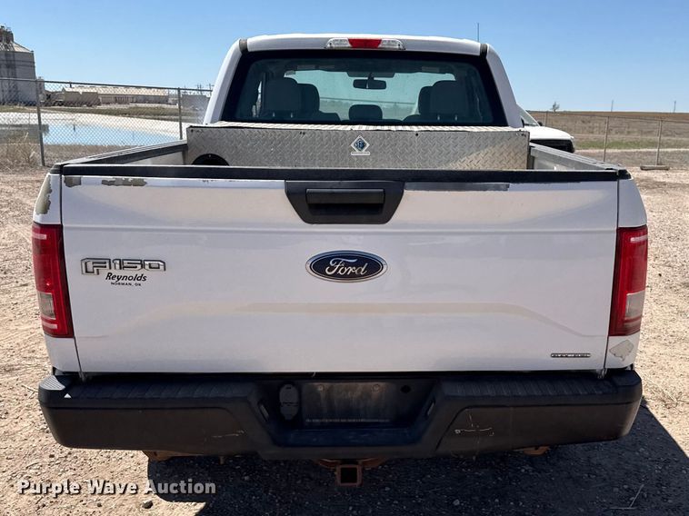image for item DZ5394 2016 Ford F150 Ext. Cab pickup truck