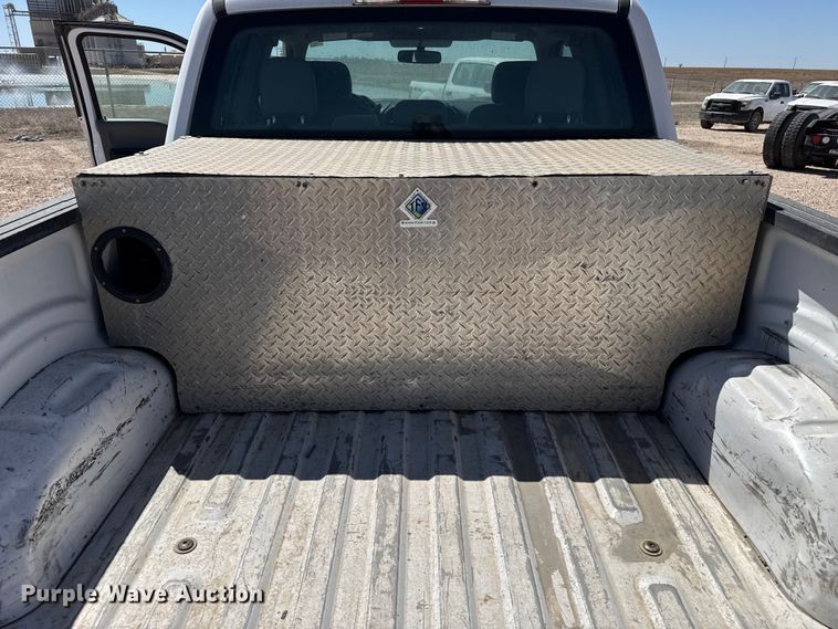 image for item DZ5394 2016 Ford F150 Ext. Cab pickup truck