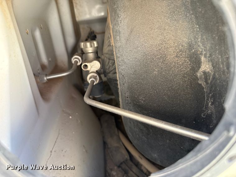 image for item DZ5394 2016 Ford F150 Ext. Cab pickup truck