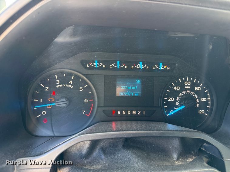 image for item DZ5394 2016 Ford F150 Ext. Cab pickup truck