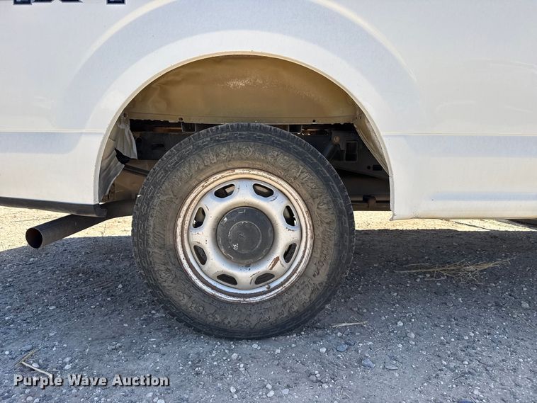 image for item DZ5394 2016 Ford F150 Ext. Cab pickup truck