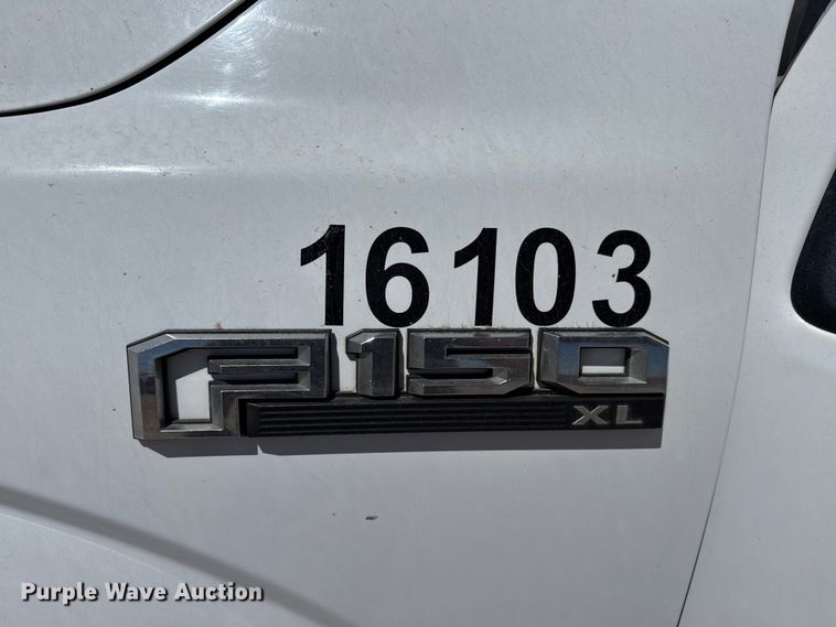 image for item DZ5394 2016 Ford F150 Ext. Cab pickup truck