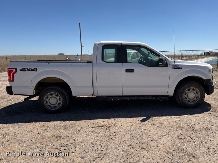 image for item DZ5395 2016 Ford F150 Ext. Cab pickup truck