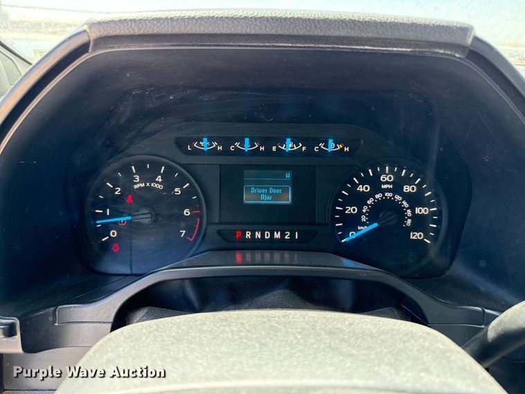 image for item DZ5395 2016 Ford F150 Ext. Cab pickup truck