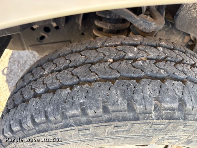 image for item DZ5395 2016 Ford F150 Ext. Cab pickup truck