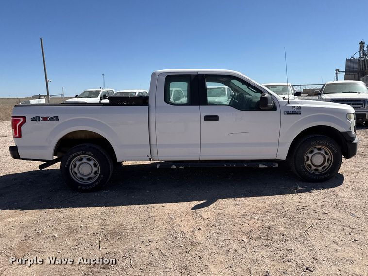 image for item DZ5396 2015 Ford F150 Ext. Cab pickup truck