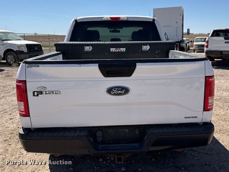 image for item DZ5396 2015 Ford F150 Ext. Cab pickup truck