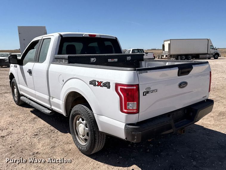 image for item DZ5396 2015 Ford F150 Ext. Cab pickup truck