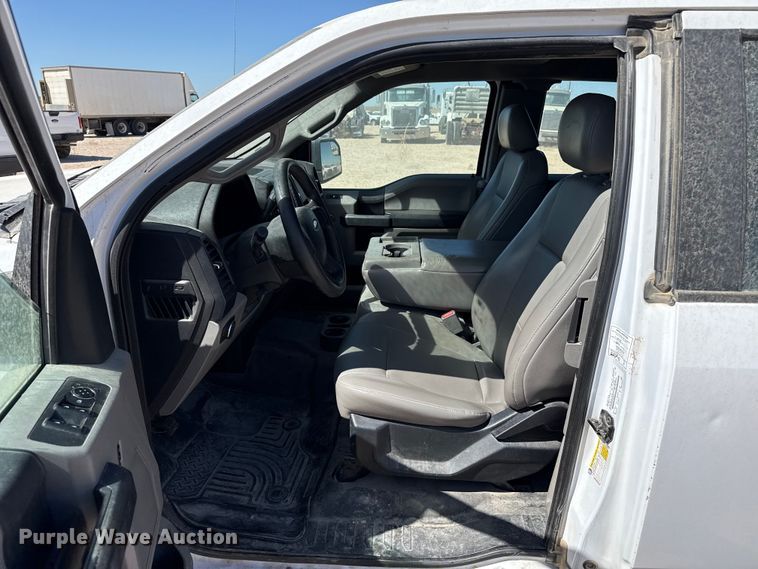 image for item DZ5396 2015 Ford F150 Ext. Cab pickup truck