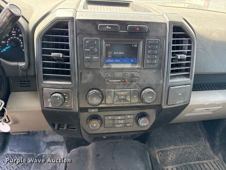 image for item DZ5396 2015 Ford F150 Ext. Cab pickup truck