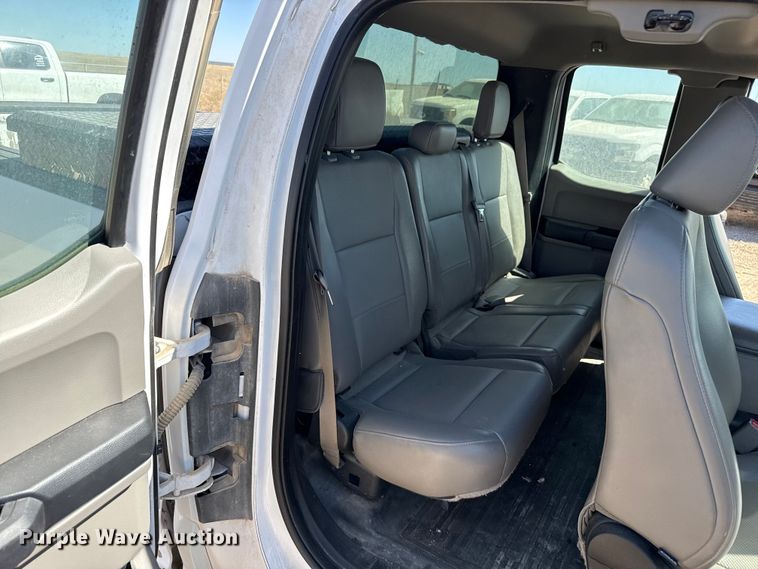 image for item DZ5396 2015 Ford F150 Ext. Cab pickup truck