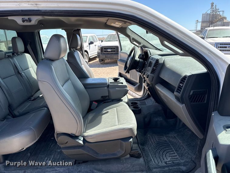 image for item DZ5396 2015 Ford F150 Ext. Cab pickup truck