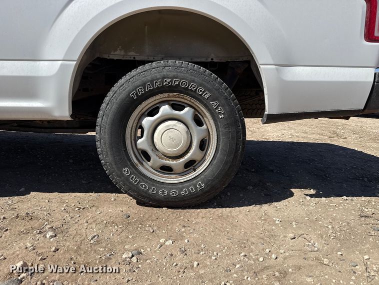 image for item DZ5396 2015 Ford F150 Ext. Cab pickup truck