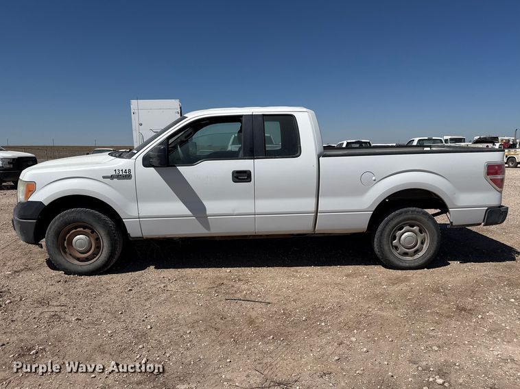 image for item DZ5397 2013 Ford F150 Ext. Cab pickup truck
