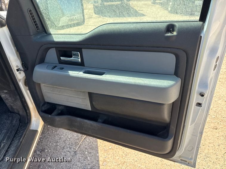 image for item DZ5397 2013 Ford F150 Ext. Cab pickup truck