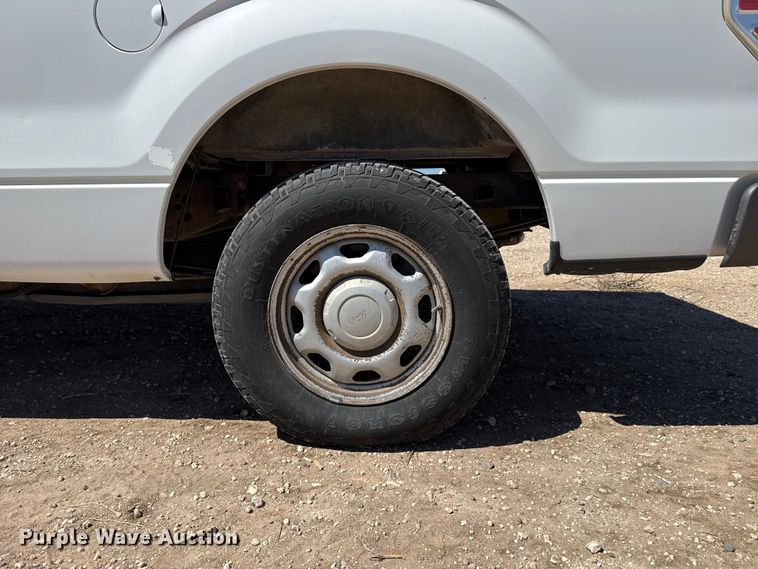 image for item DZ5398 2014 Ford F150 Ext. Cab pickup truck