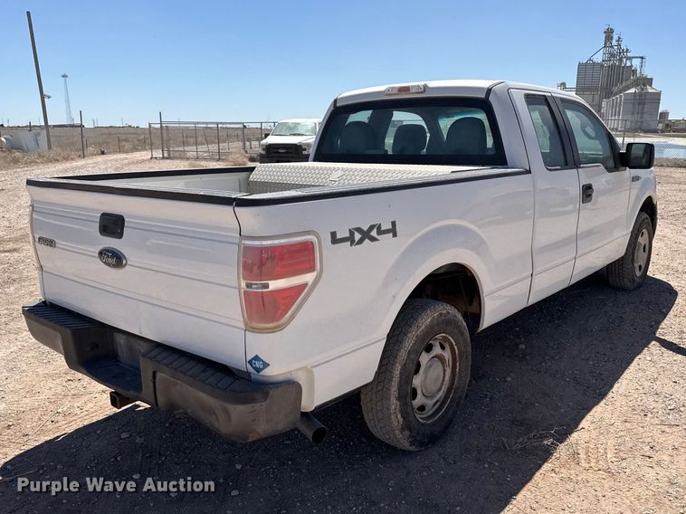 image for item DZ5399 2014 Ford F150 Ext. Cab pickup truck