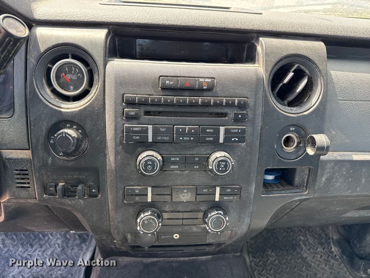 image for item DZ5399 2014 Ford F150 Ext. Cab pickup truck