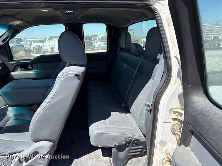 image for item DZ5399 2014 Ford F150 Ext. Cab pickup truck