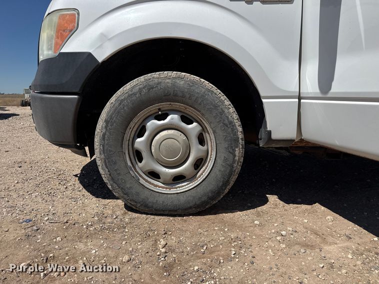 image for item DZ5399 2014 Ford F150 Ext. Cab pickup truck