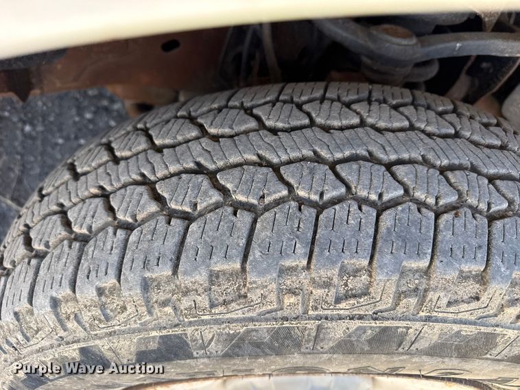 image for item DZ5399 2014 Ford F150 Ext. Cab pickup truck