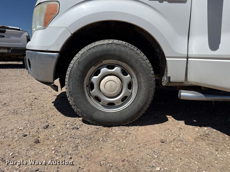 image for item DZ5400 2014 Ford F150 Crew Cab pickup truck