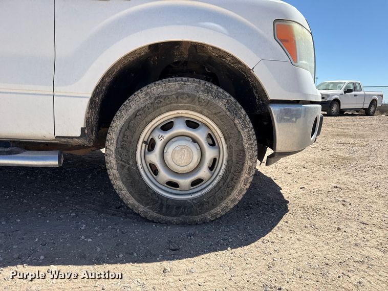 image for item DZ5400 2014 Ford F150 Crew Cab pickup truck