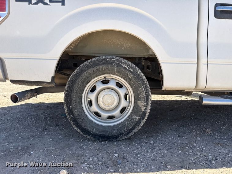 image for item DZ5400 2014 Ford F150 Crew Cab pickup truck