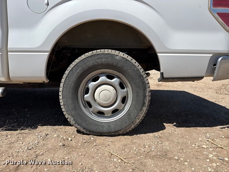 image for item DZ5400 2014 Ford F150 Crew Cab pickup truck