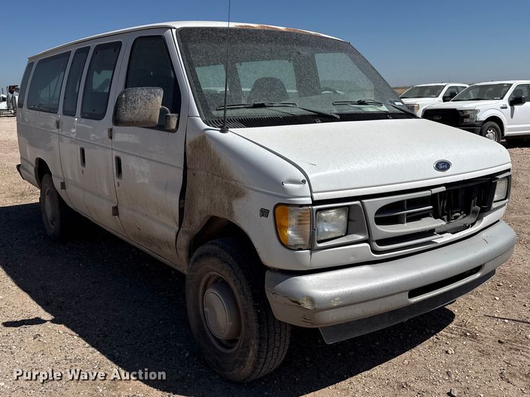 image for item DZ5401 2001 Ford E350 van