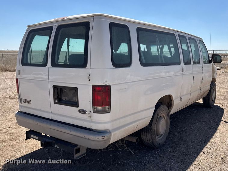 image for item DZ5401 2001 Ford E350 van