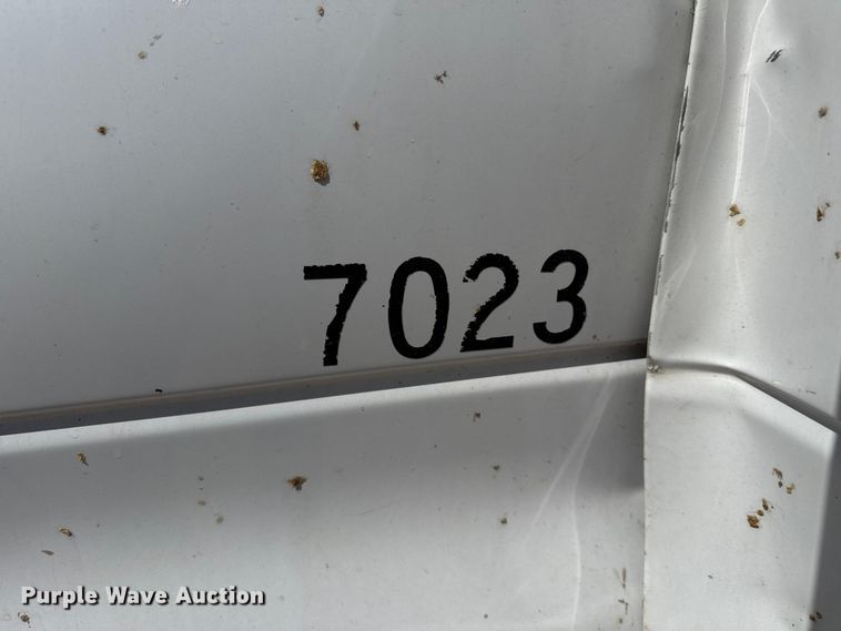 image for item DZ5401 2001 Ford E350 van