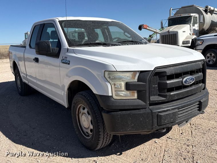 image for item DZ5402 2015 Ford F150 Ext. Cab pickup truck