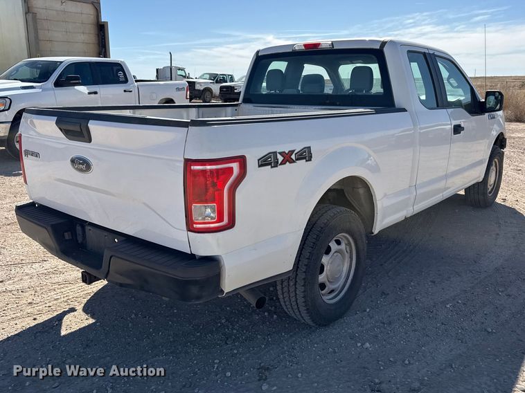 image for item DZ5402 2015 Ford F150 Ext. Cab pickup truck