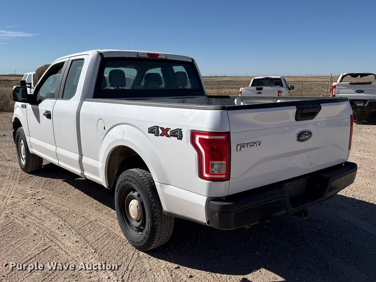 image for item DZ5402 2015 Ford F150 Ext. Cab pickup truck