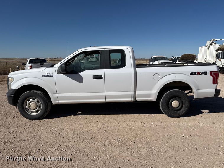 image for item DZ5402 2015 Ford F150 Ext. Cab pickup truck
