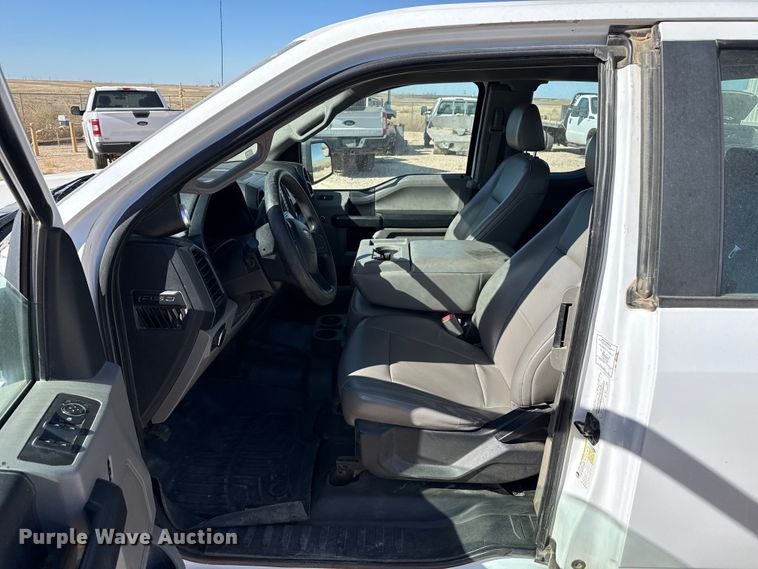 image for item DZ5402 2015 Ford F150 Ext. Cab pickup truck